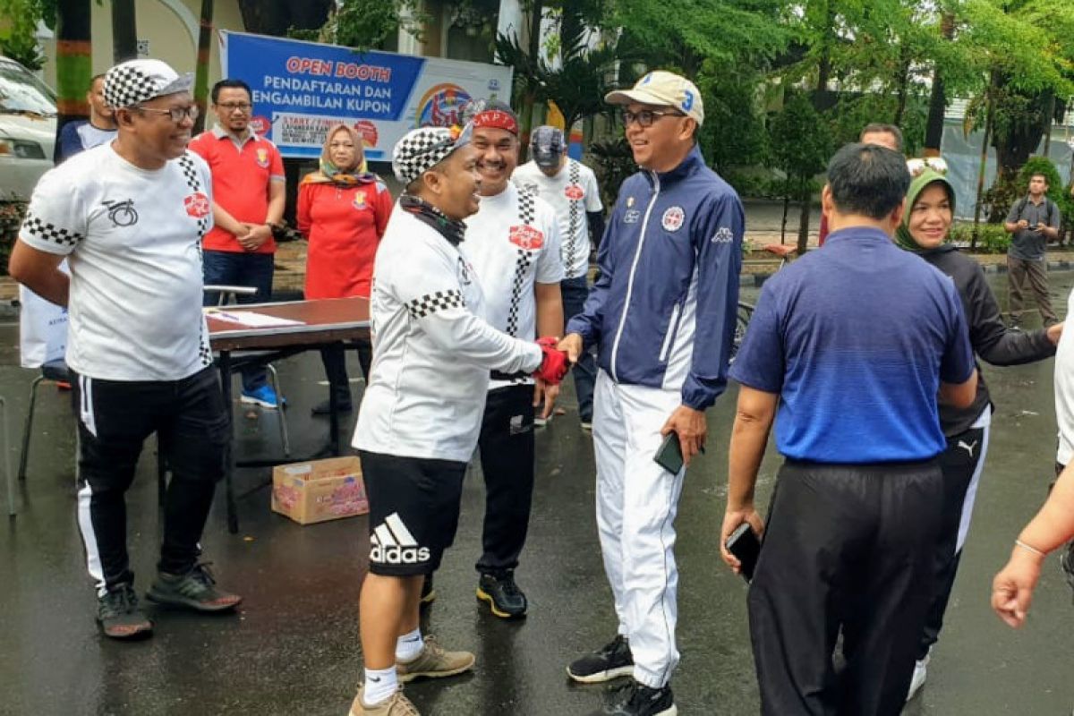 Gubernur Sulsel tinjau penyeberangan antarpulau  Kayu-Bangkoa Makassar