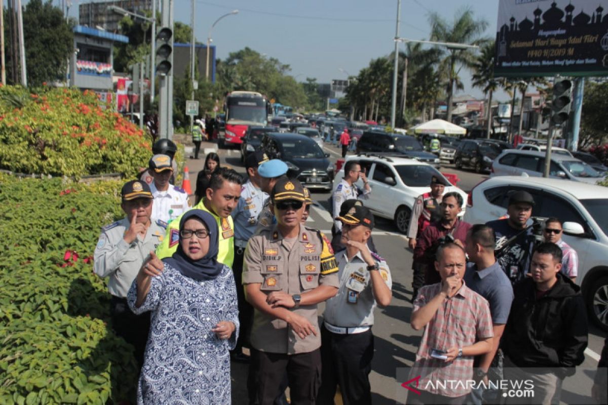 Bupati Bogor desak Kemen PUPR segera lanjutkan bangun jalur Puncak Dua
