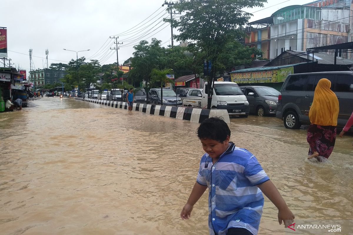 Akses jalan Samarinda-Bontang kembali normal