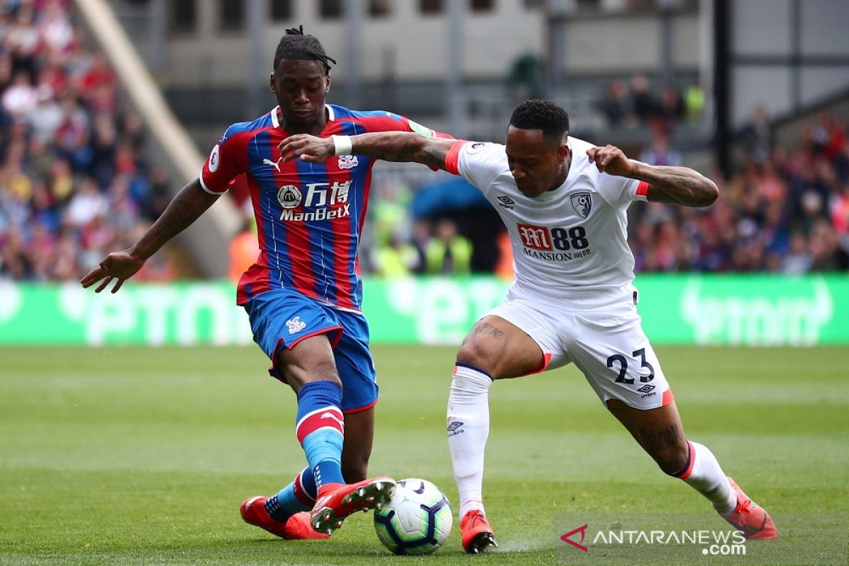 Palace tolak tawaran Manchester United untuk Wan-Bissaka senilai 40 juta pounds