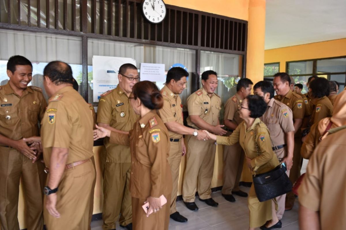 Pemprov Sulteng berikan sanksi ASN tambah libur setelah Idul Fitri