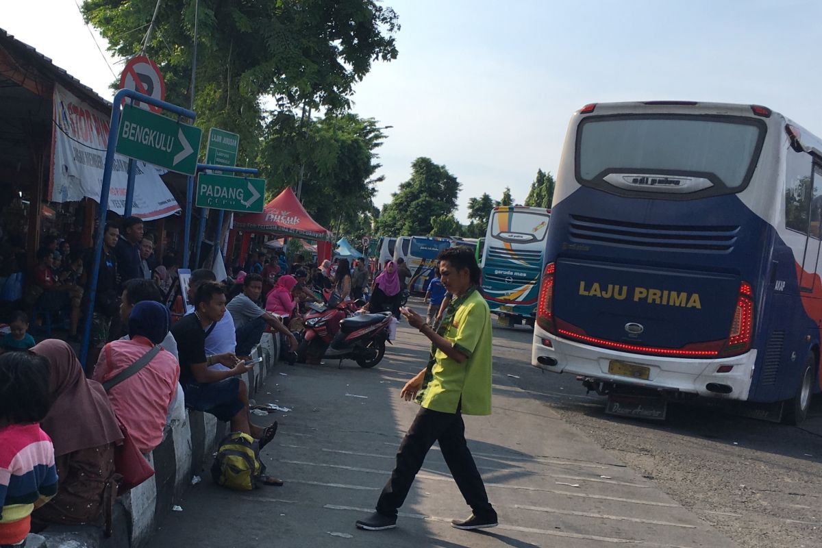 H+4 lebaran, 8.000 lebih pemudik kembali via Terminal Kalideres