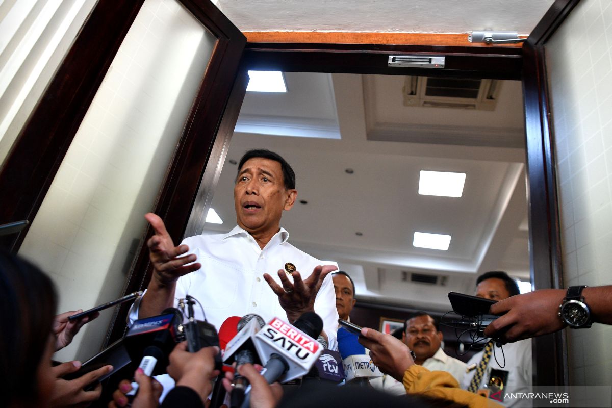 Wiranto: Bukan pendukung Prabowo, ada pihak ketiga yang gerakkan aksi sidang MK