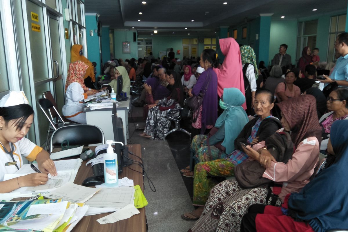 Pasien RSUD Mataram naik 15 persen