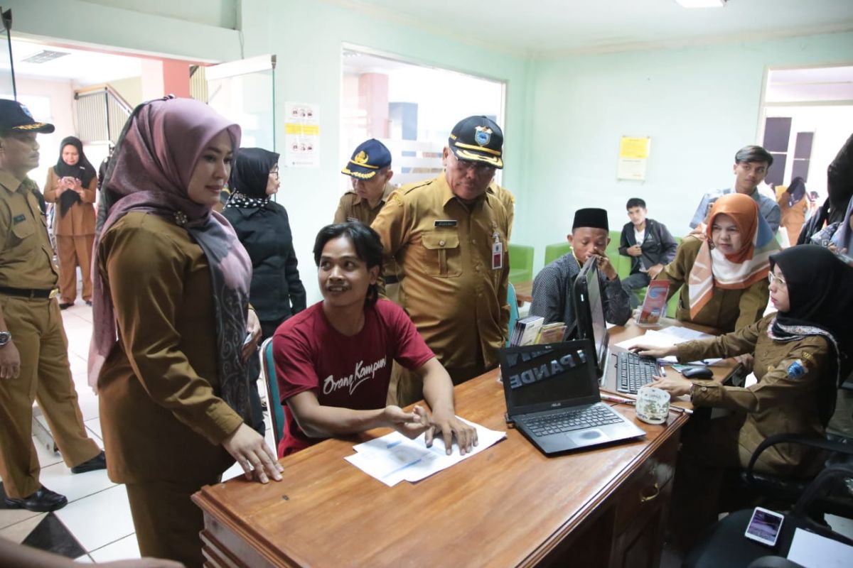 Bupati Pandeglang:  Kepala OPD harus tegas pantau kinerja bawahannya