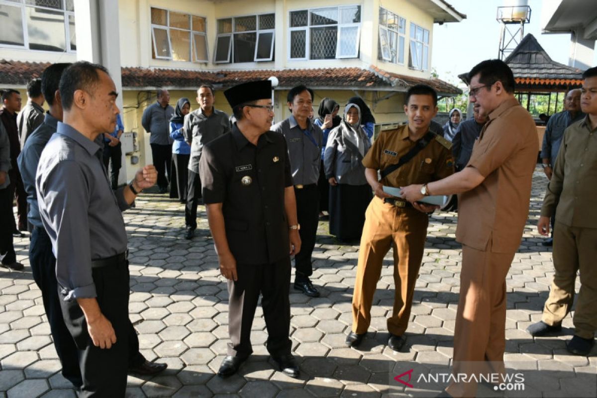 Tingkat kehadiran di Pemkab Cianjur 100 persen