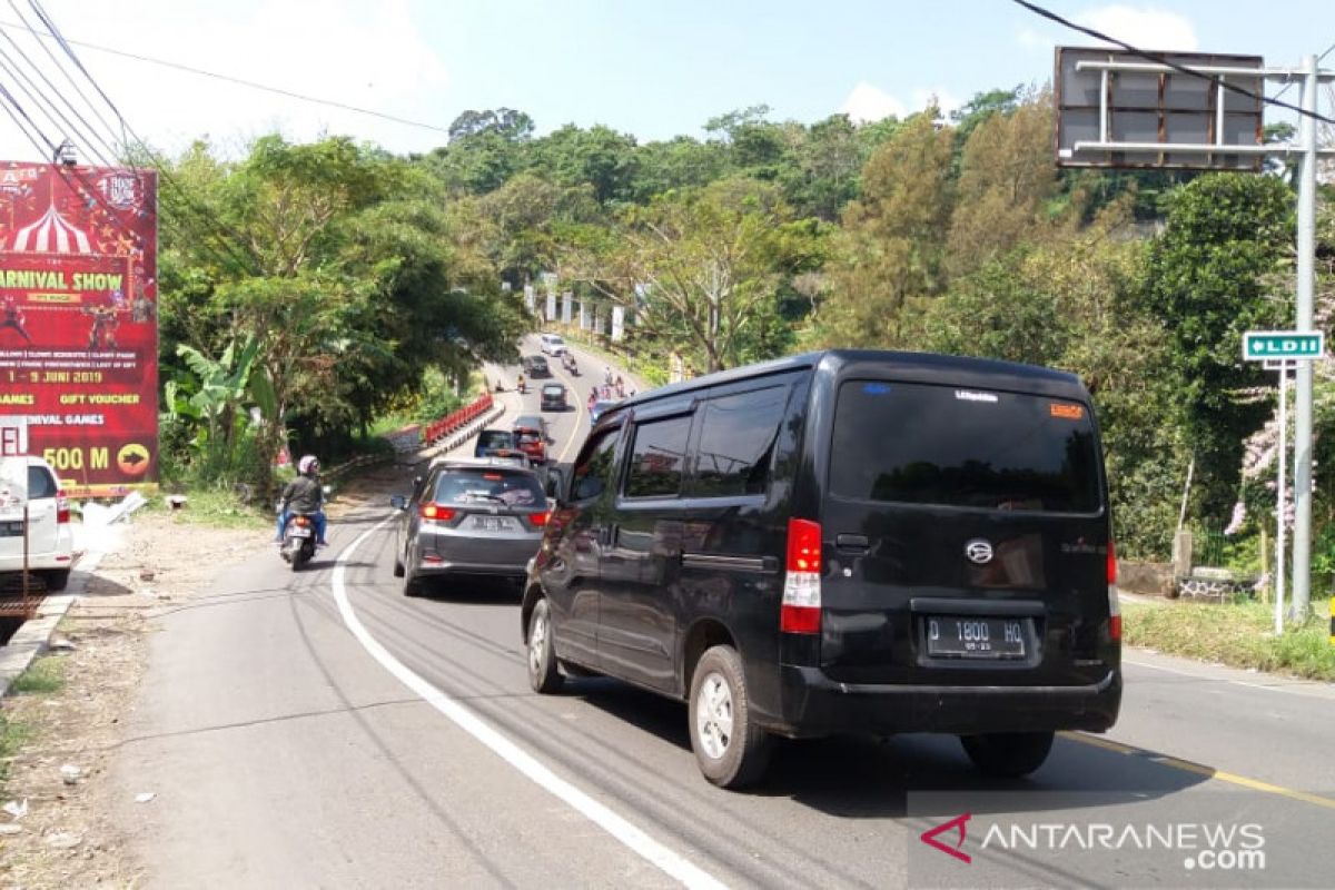 H+5 arus kendaraan kembali meningkat di Jalur Puncak-Cianjur