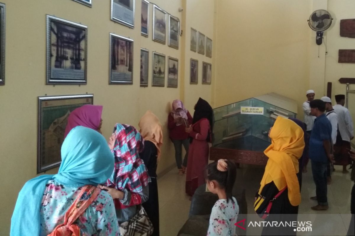 Museum Masjid Agung Demak ramai pengunjung