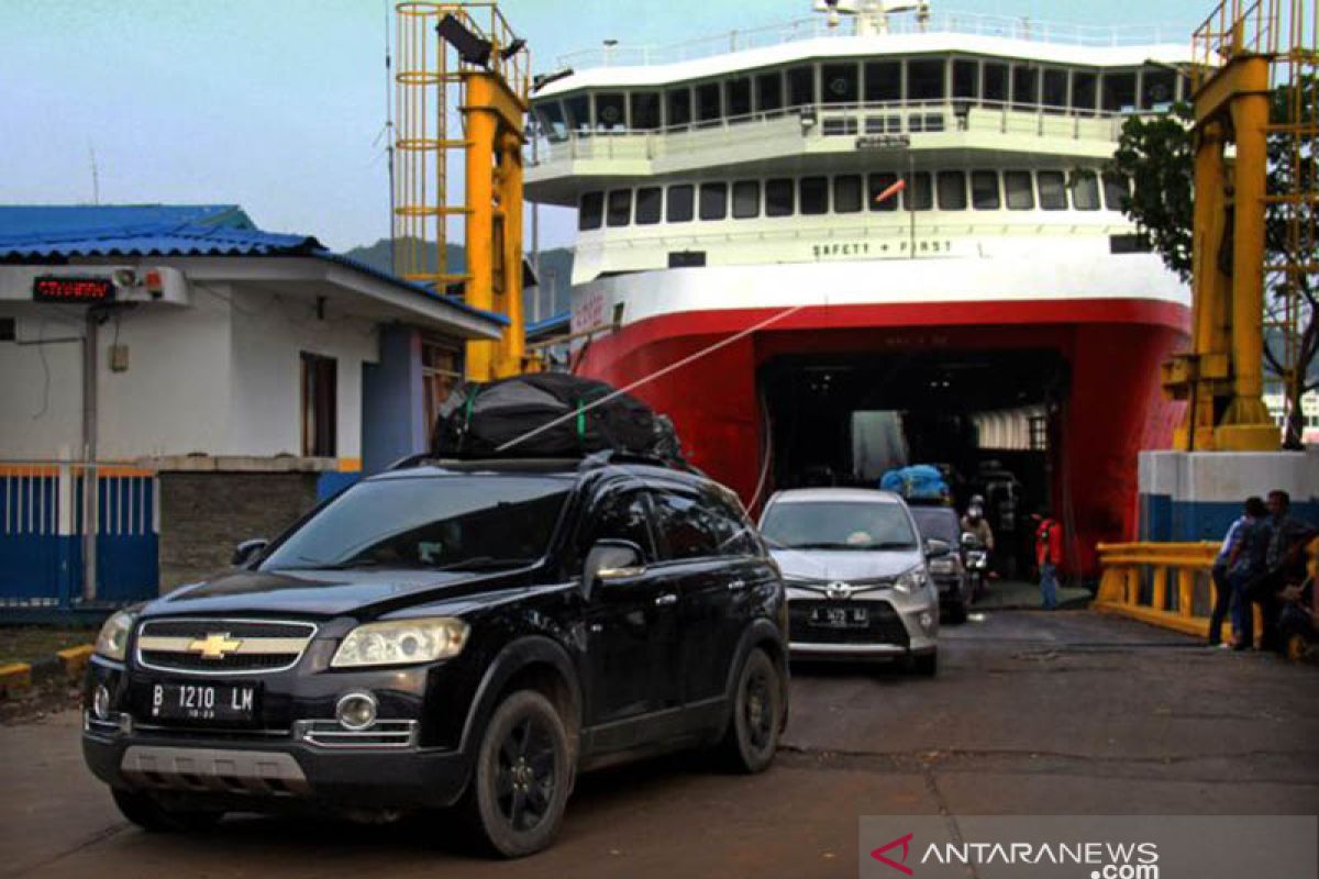 H+3 Lebaran, 3.240 penumpang tiba di Pelabuhan Padangbai