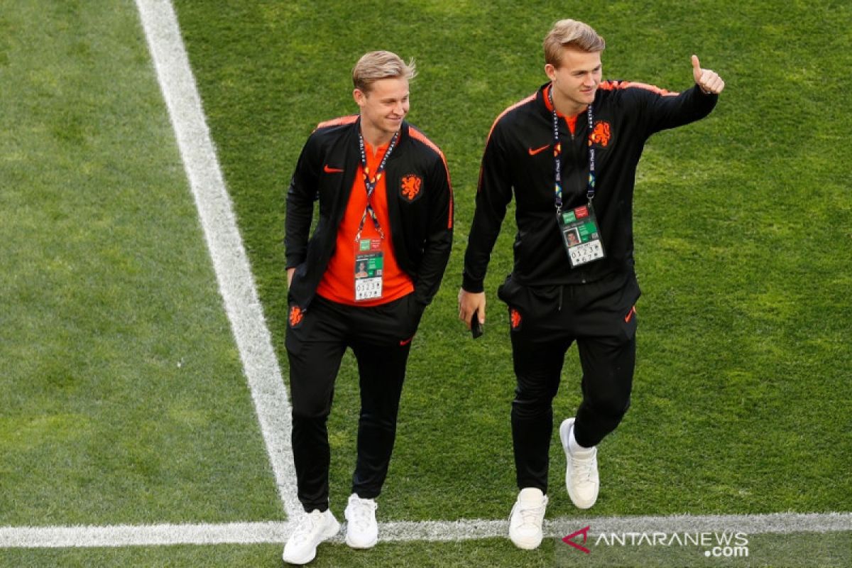 Barcelona-Ajax dilaporkan sepakati banderol Matthijs  De Ligt