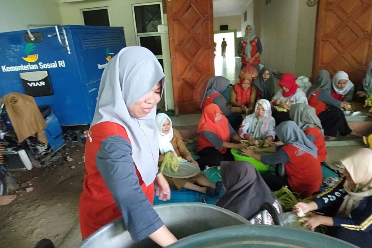 Legislator Gorontalo Utara sebut tradisi lebaran ketupat daya tarik wisata