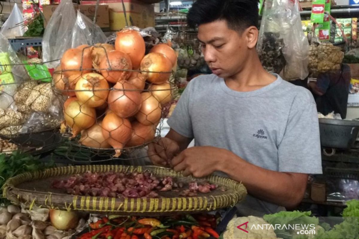 Harga cabai merah di Purwokerto merosot tajam pasca-Lebaran