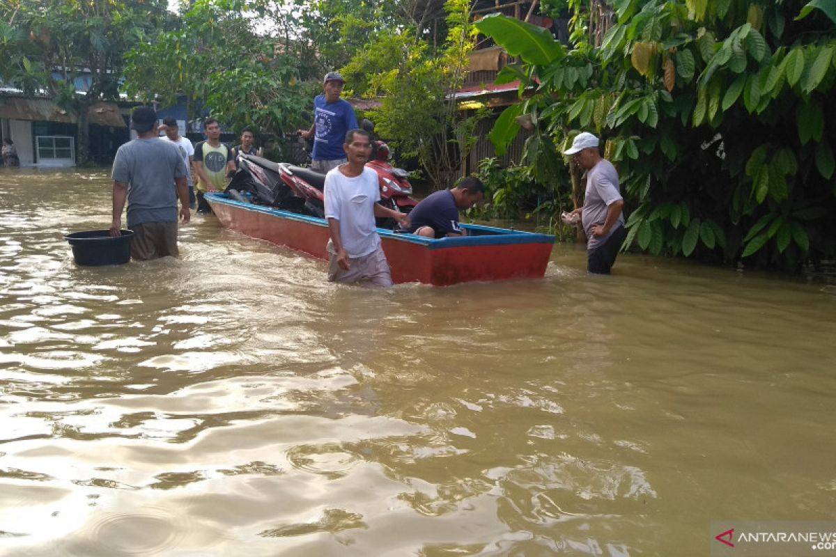 GMSS-SKM Samarinda turunkan lima perahu evakuasi korban banjir