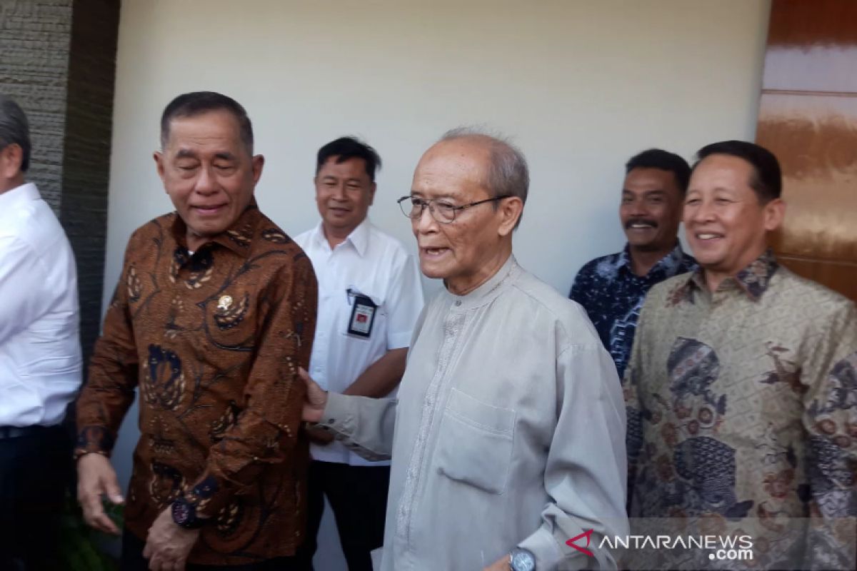 Ditemui Menhan di kediamannya, Syafii Maarif singgung HTI