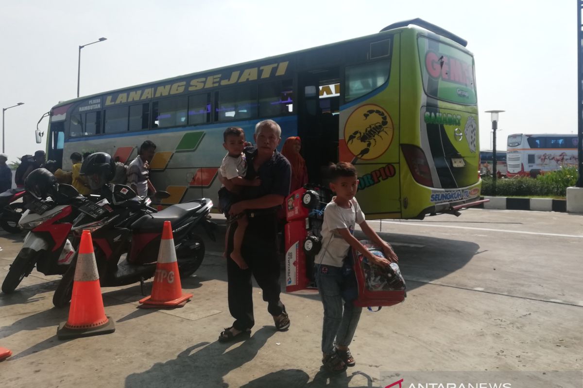 Penumpang arus balik di Pulo Gebang terus menurun