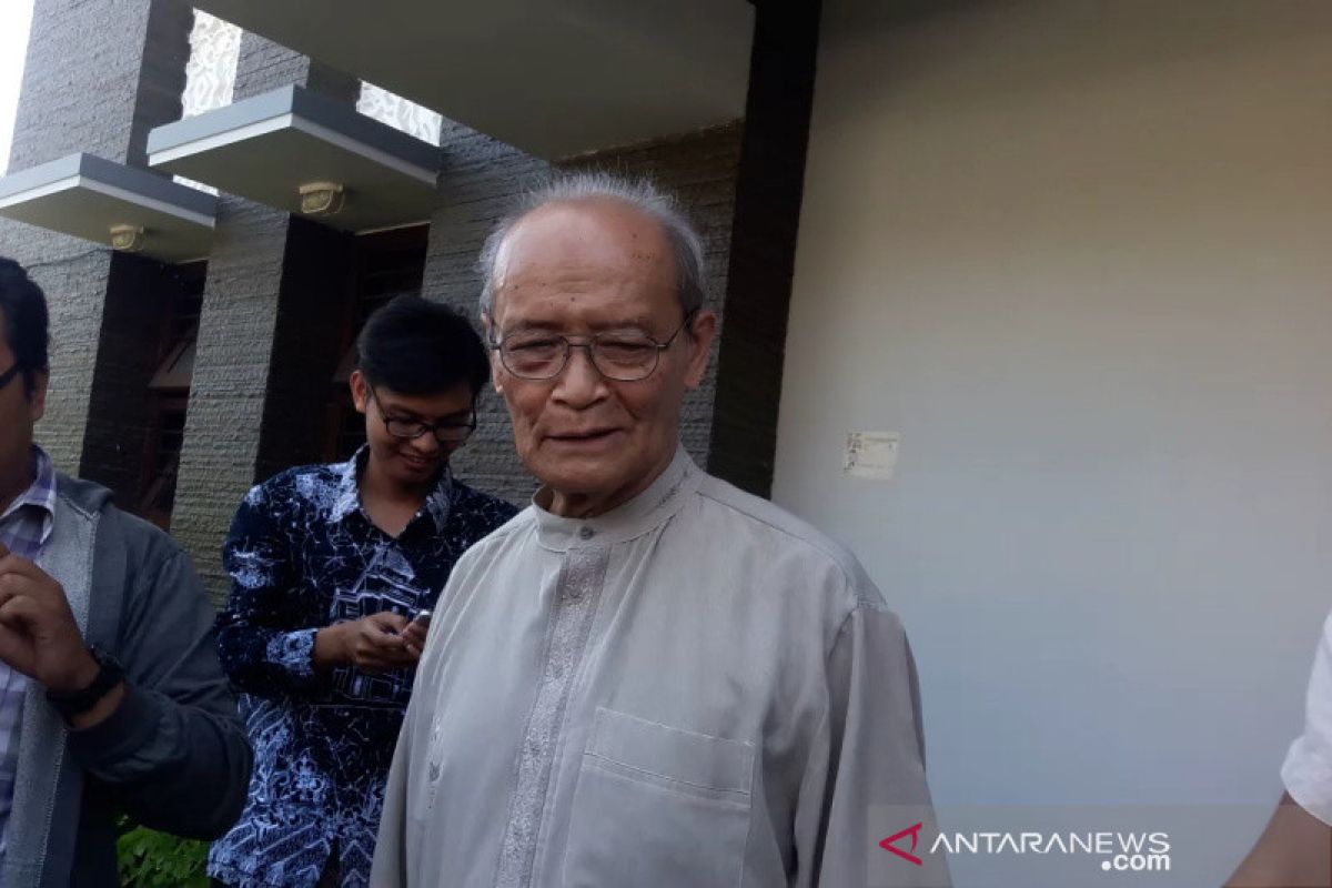 Buya Syafii: demonstrasi saat sidang MK tak ada gunanya