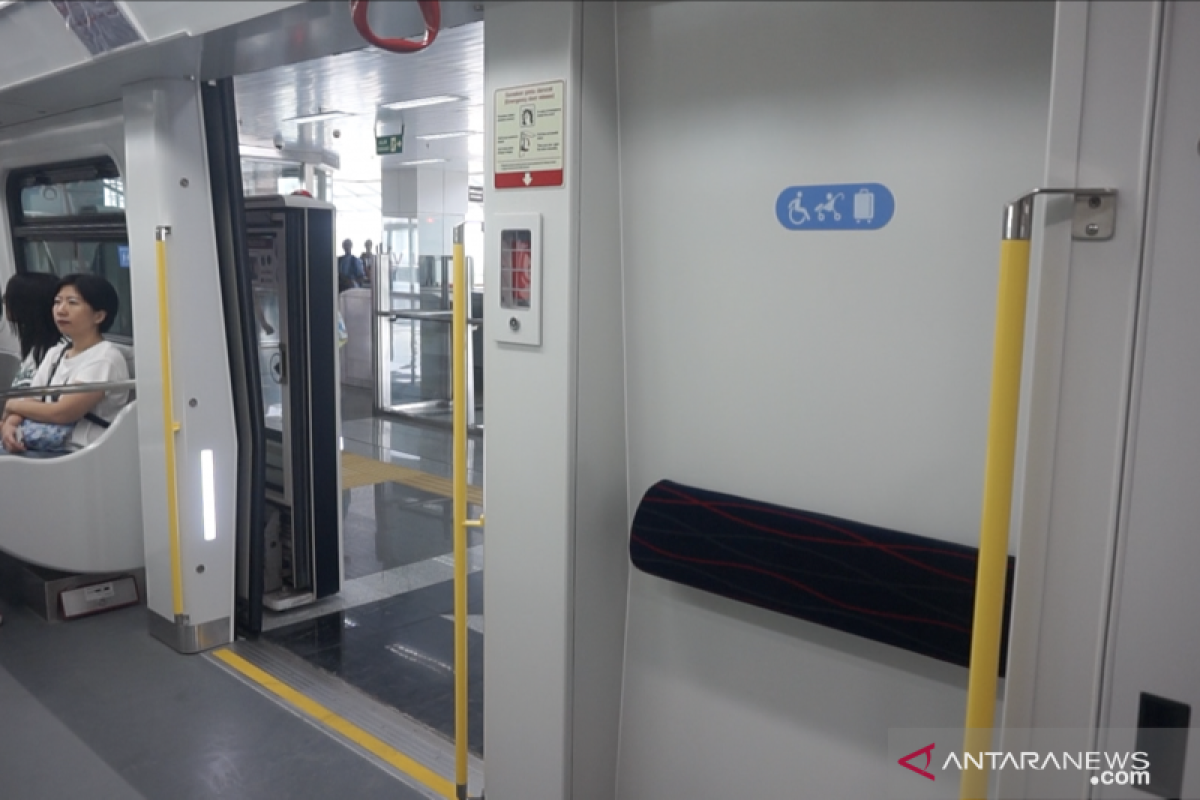 LRT Jakarta to provide access for disabled passengers