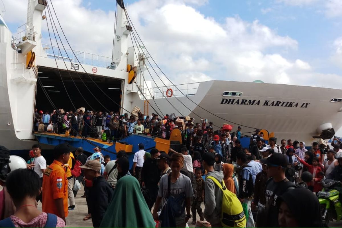 Pelabuhan Trisakti alami puncak arus balik