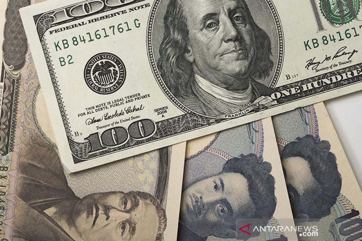 Dolar AS di Tokyo dijualbelikan di paruh bawah 107 yen