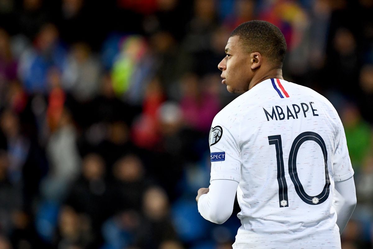 Mbappe tutup kemungkinan  pindah ke Real Madrid