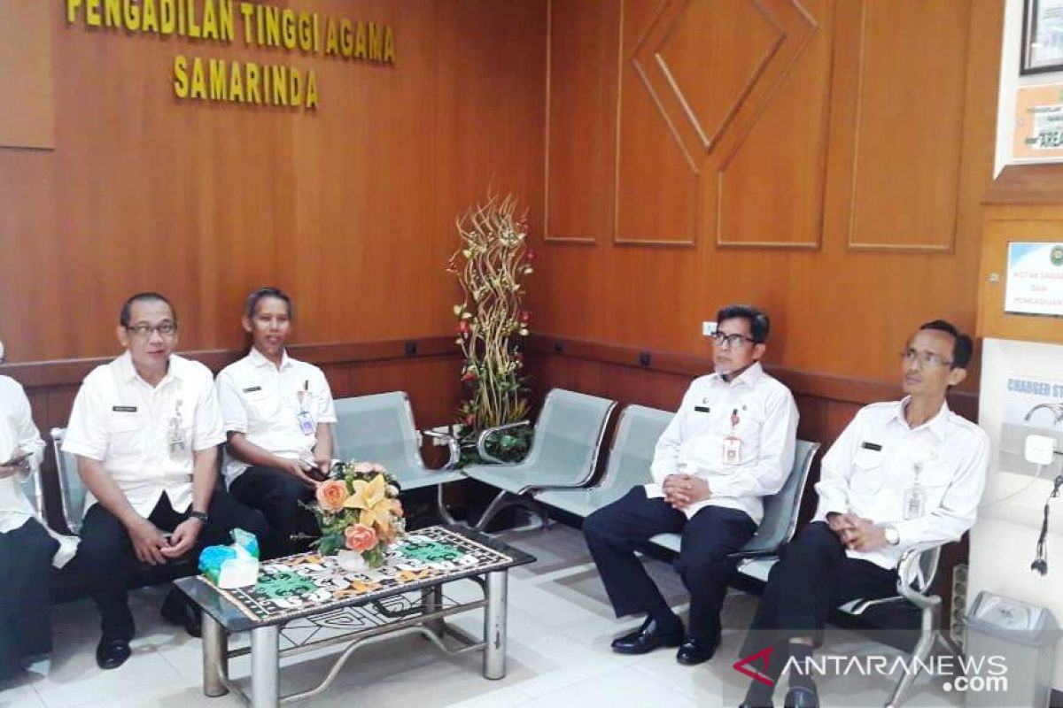 Sambangi Ketua PTA Samarinda, Jauhar Silaturahmi dan Halal Bi Halal