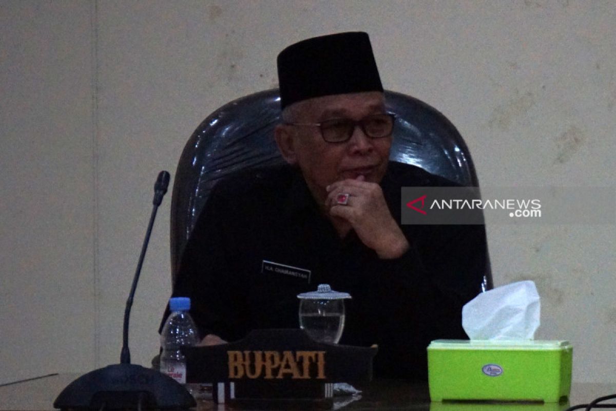 Bupati HST sedih, akhir masa jabatannya APBD defisit Rp270,5 miliar