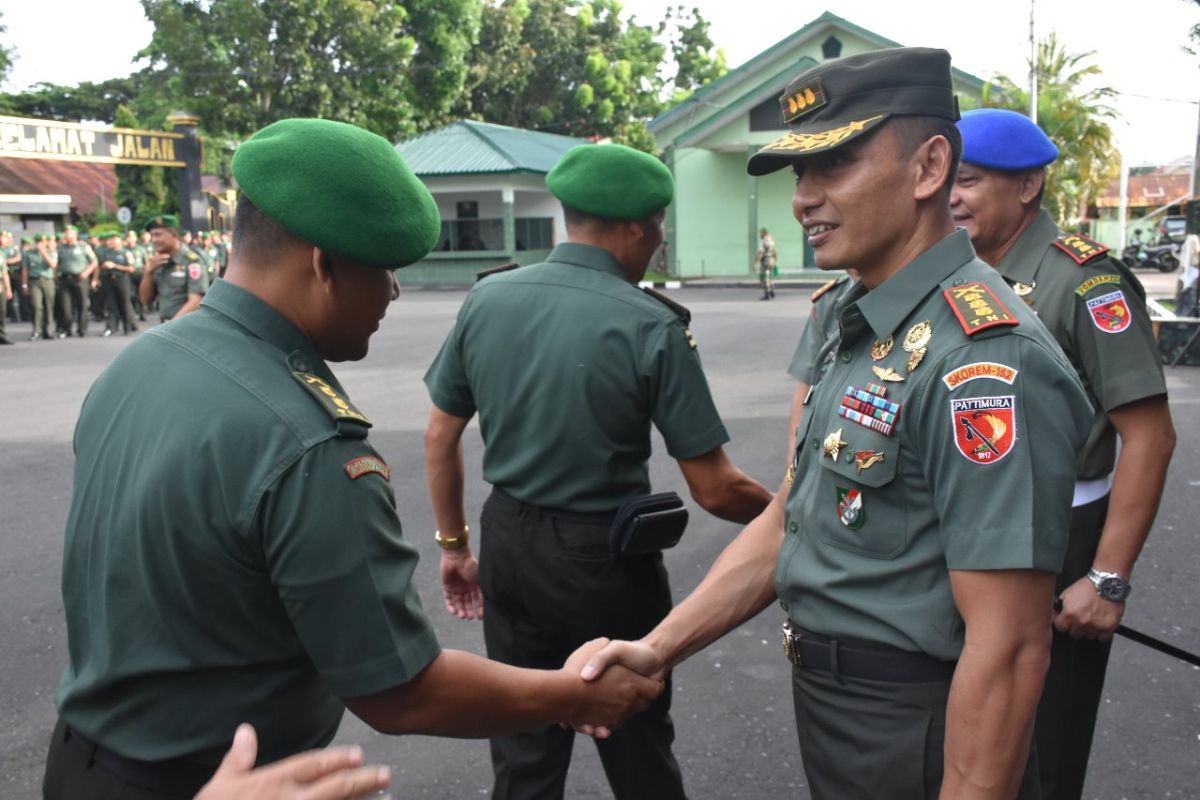 Personel Korem 152 Ternate gelar halal bi halal