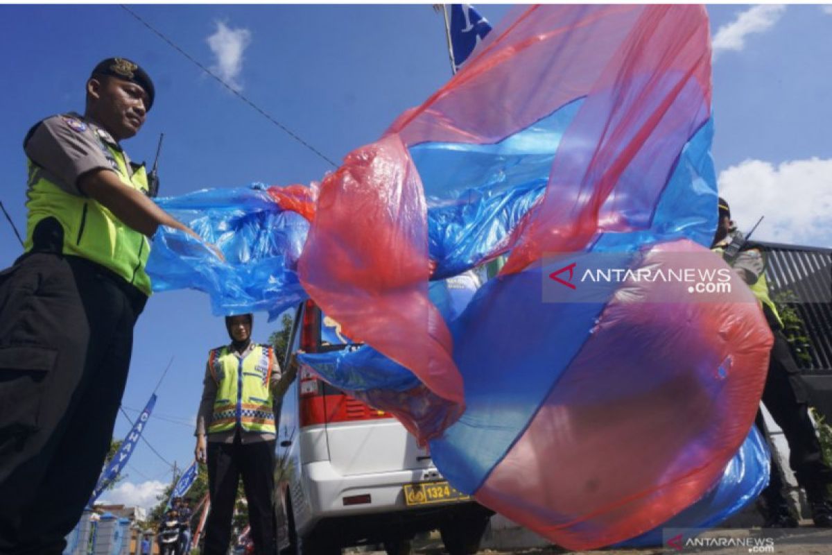 Cegah warga terbangkan balon udara, polisi Trenggalek gelar razia