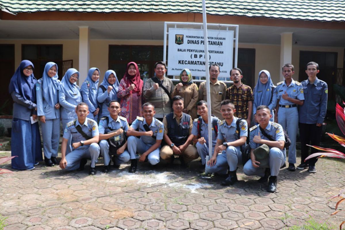 Mahasiswa Polbangtan Bogor berkunjung ke BPP Cidahu