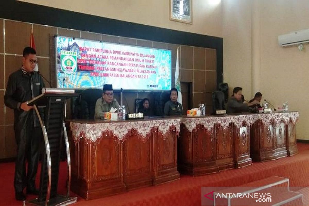 Fraksi Amanat Sanggam Singgung Nasib Petani Karet
