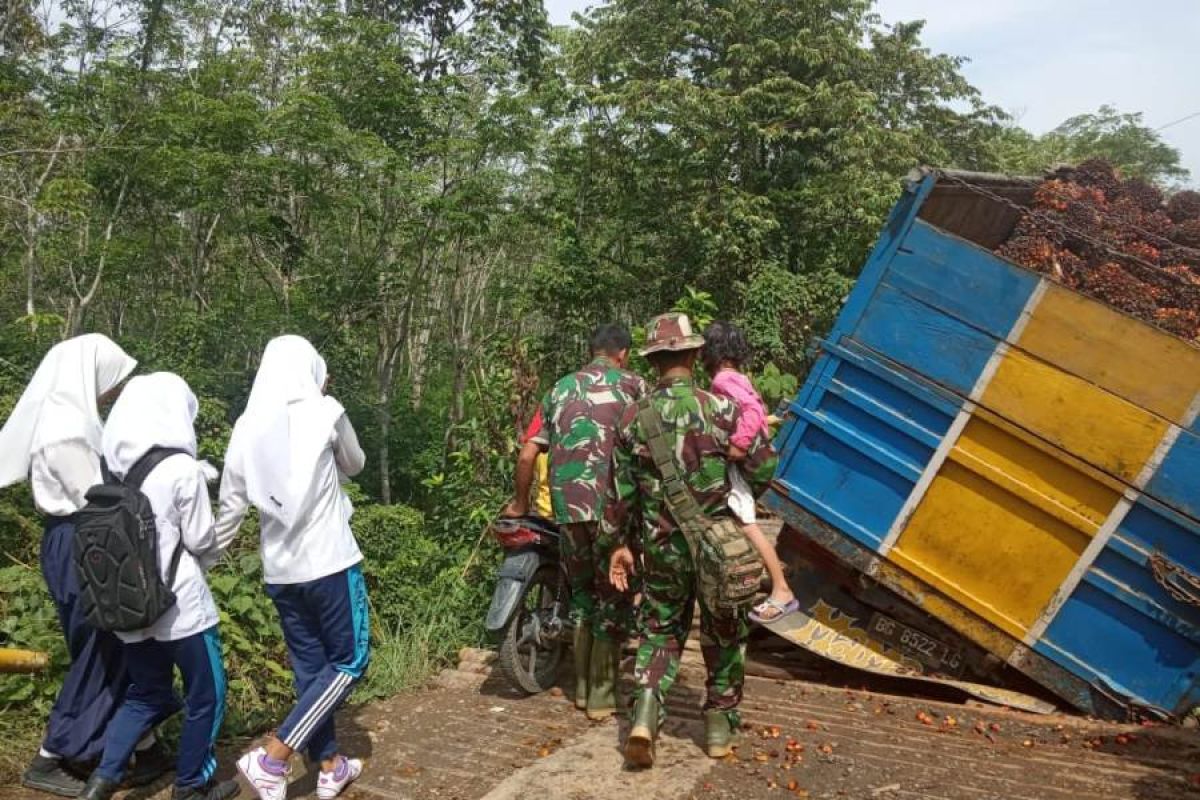 DPRD Musi Rawas minta perbaiki jembatan rusak