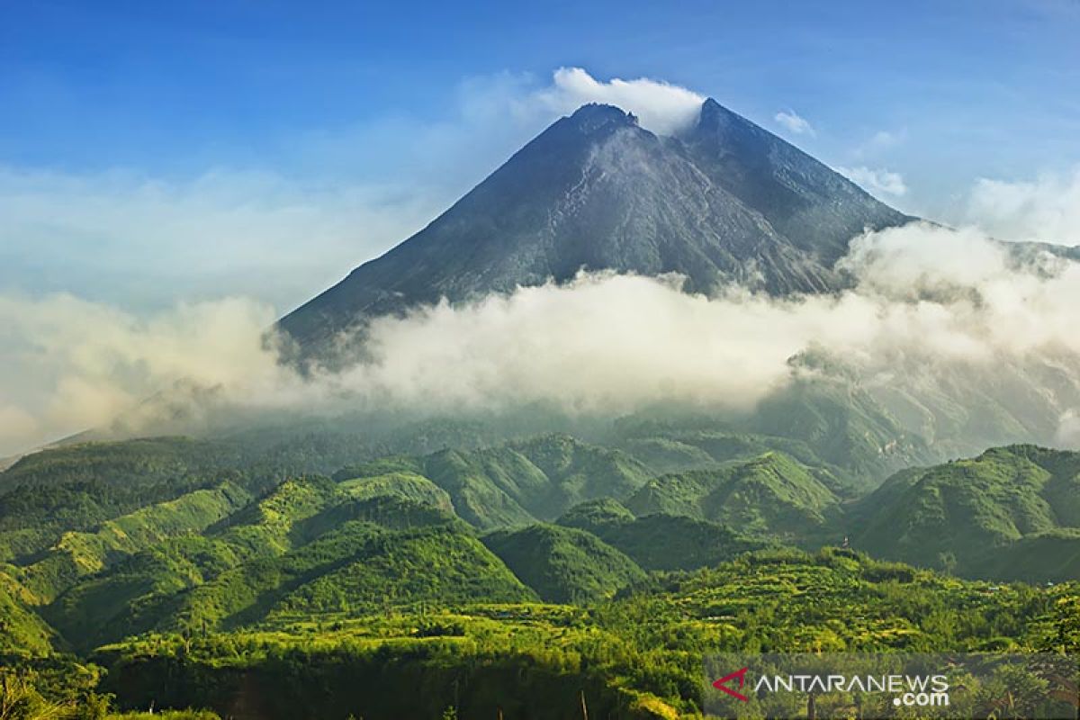 Merapi mengalami dua kali gempa guguran