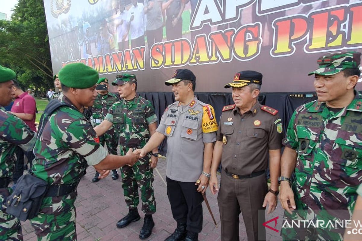 Petugas gabungan Sumut apel persiapan pengamanan sidang PHPU