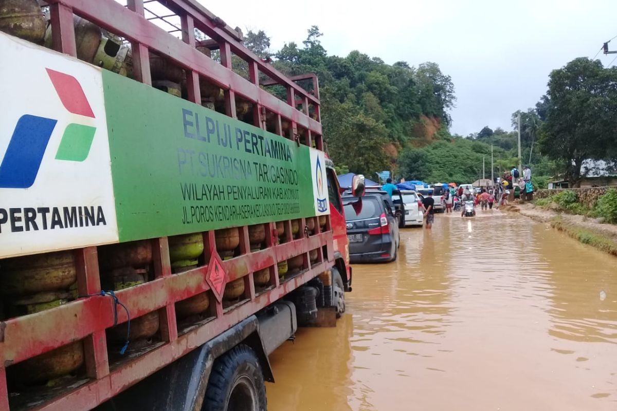 Poros Kendari-Konawe-Kolaka Terputus, Pertamina Optimalkan Rute Alternatif Distribusi BBM/LPG