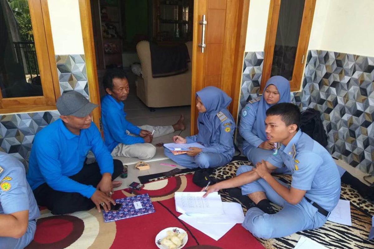 Mahasiswa Polbangtan Bogor belajar analisis kelembagaan petani di Desa Lemah Duhur