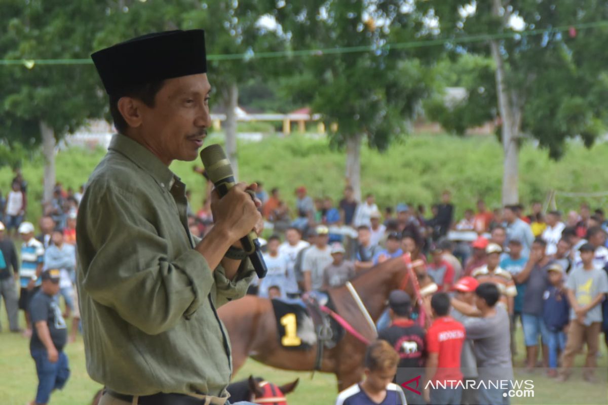 Semarak Pacuan Kuda dan Karapan Sapi di Gorontalo