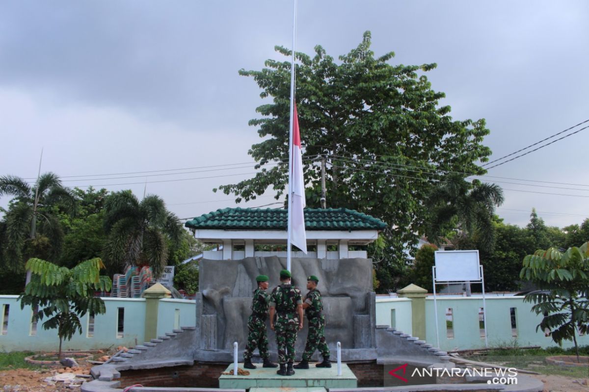 Mantan Kasad wafat, Kodim 0209/LB kibarkan bendera Merah-Putih setengah tiang