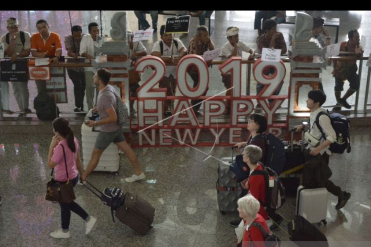 Turun, penumpang Bandara Ngurah Rai selama Januari-Mei