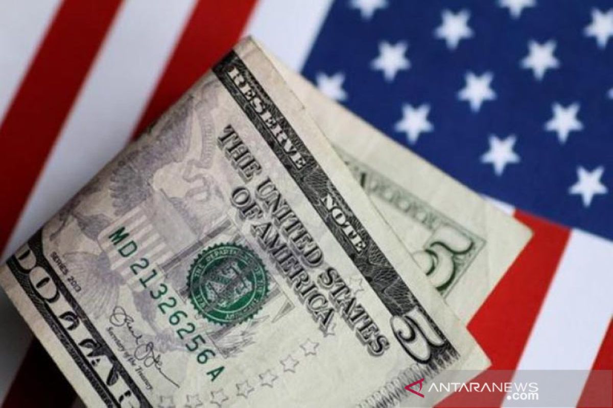 Dolar AS sedikit menguat di tengah pertemuan kebijakan moneter The Fed