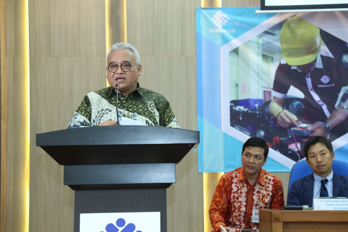 Manpower policy should be aligned with Industry 4.0: ministry