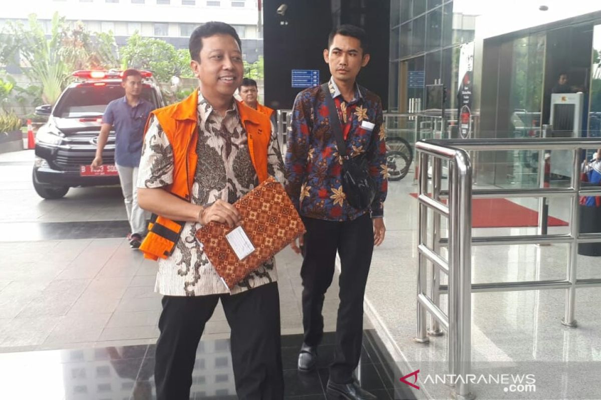 KPK periksa Romahurmuziy, tersangka kasus jabatan di Kemenag