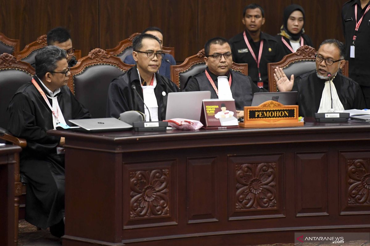 Sidang MK, Denny Indrayana: keliru tautan berita bukan alat bukti