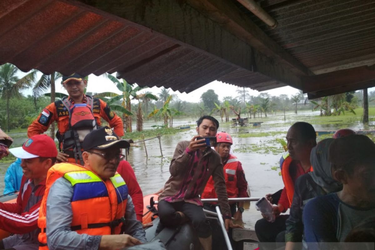 Banjir Kolaka Timur Rendam 1.216 Hektare Sawah