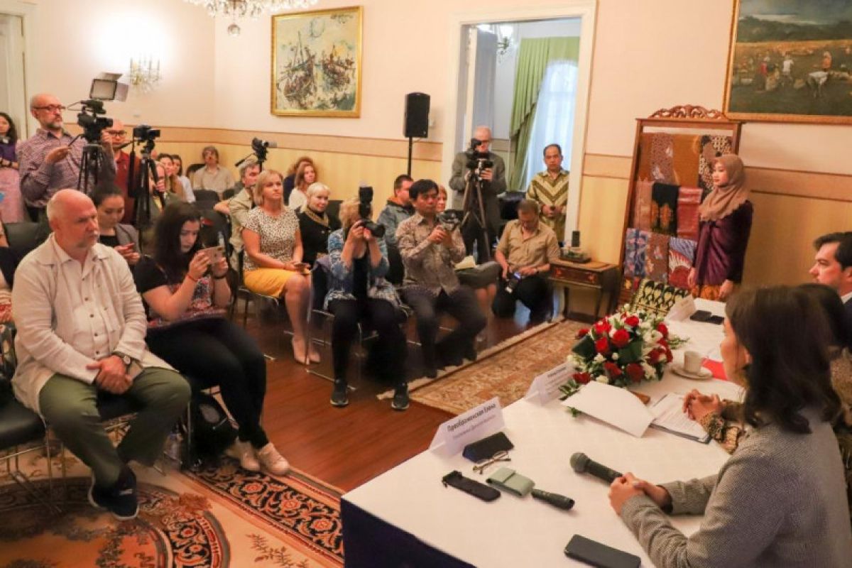 Indonesian Embassy in Moscow holds press conference for Festival
