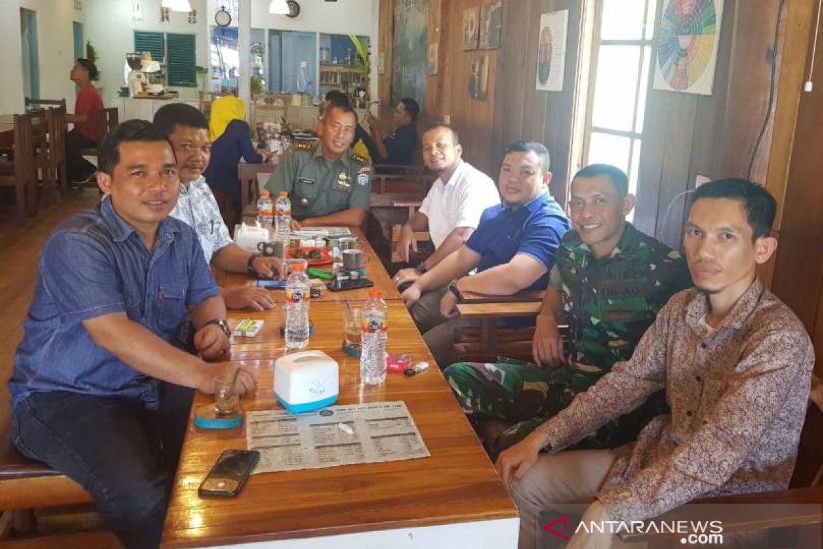 Perkumpulan Visi Indonesia -TNI garap lahan tidur di  Aceh Barat