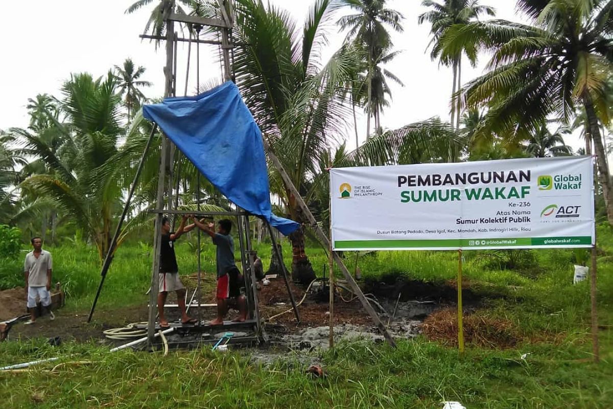Global Wakaf-ACT membuat sumur wakaf ke-14 di Indragiri Hilir