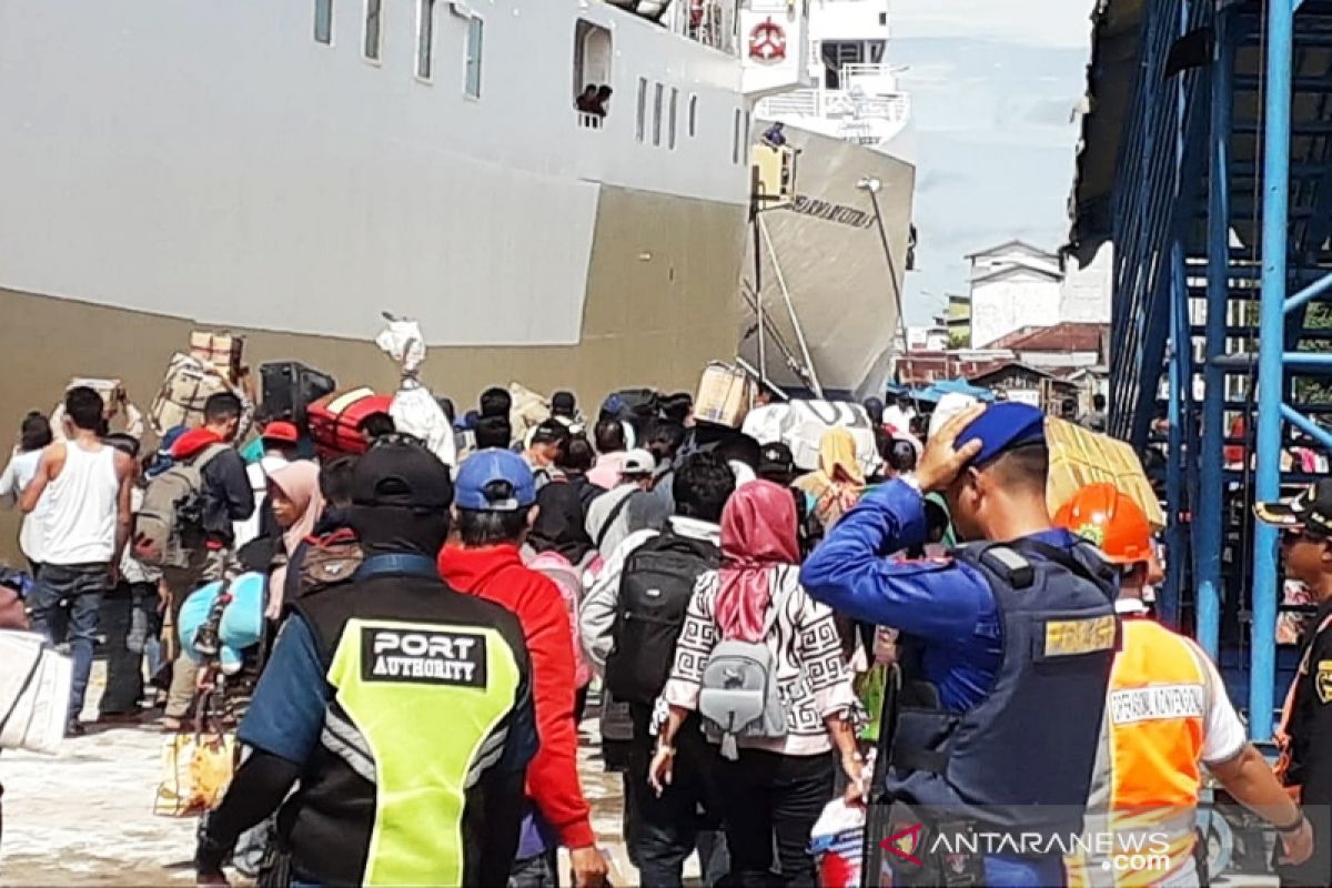 Sudah 6.816 penumpang arus balik turun di Pelabuhan Panglima Utar Kumai