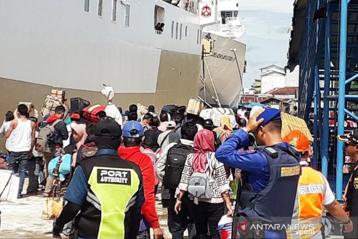 Arus balik melalui Pelabuhan Kumai capai 6.816 penumpang