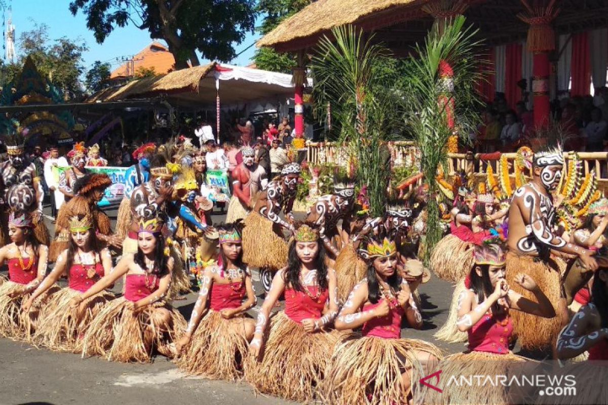 Tarian "Isosolo" dari Papua pukau penonton Pesta Kesenian Bali