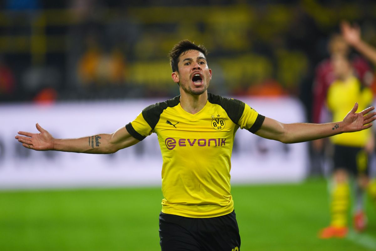 Barcelona incar Raphael Guerreiro dari Dortmund